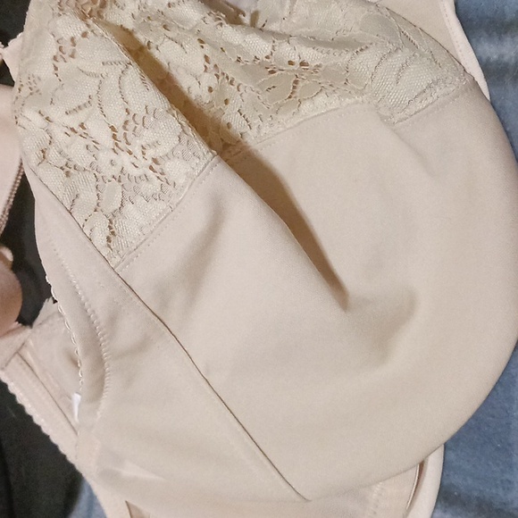 Bra - Picture 3 of 3